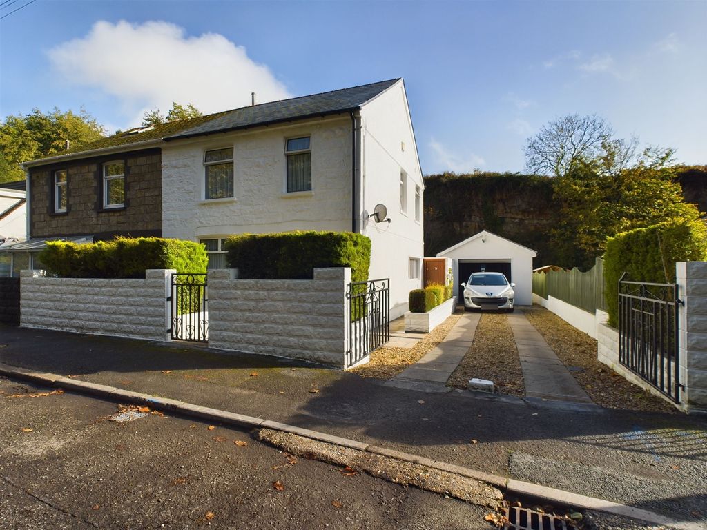 2 bed semidetached house for sale in Reservoir Road, Beaufort NP23, £