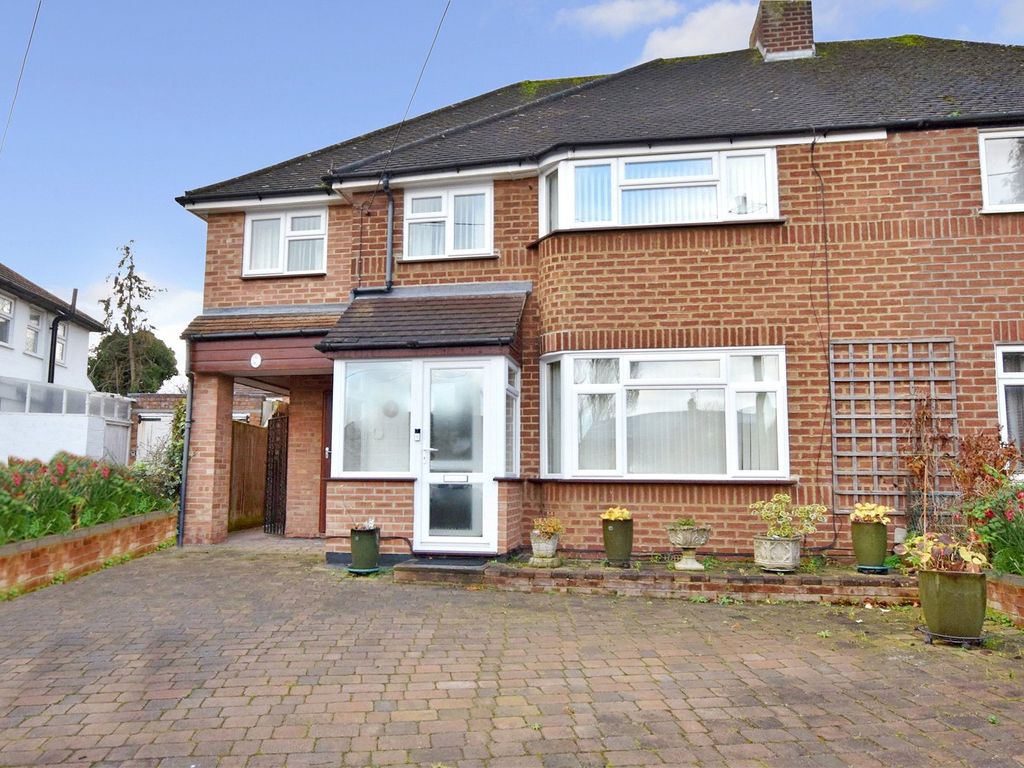 4 bed semidetached house for sale in Lydalls Road, Didcot, Oxfordshire