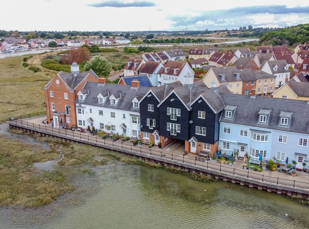 4 bed town house for sale in West Quay, Wivenhoe, Colchester CO7 Zoopla