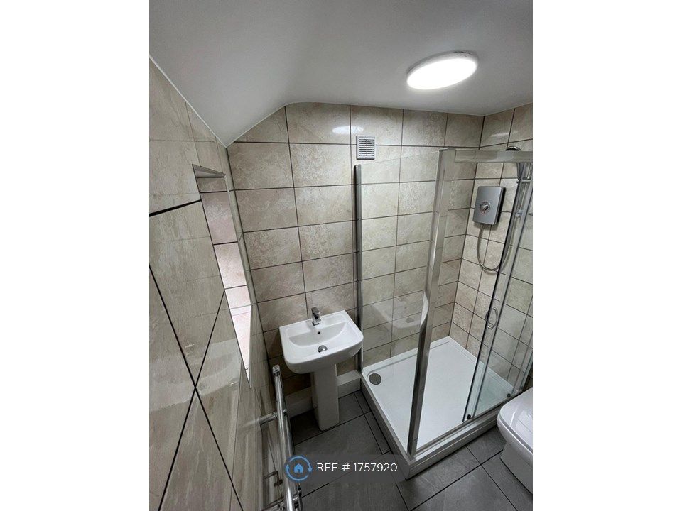 3 bed terraced house to rent in Main Street, Shirebrook, Mansfield NG20