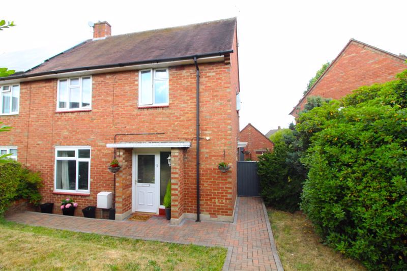 Withy Close, Luton LU4  