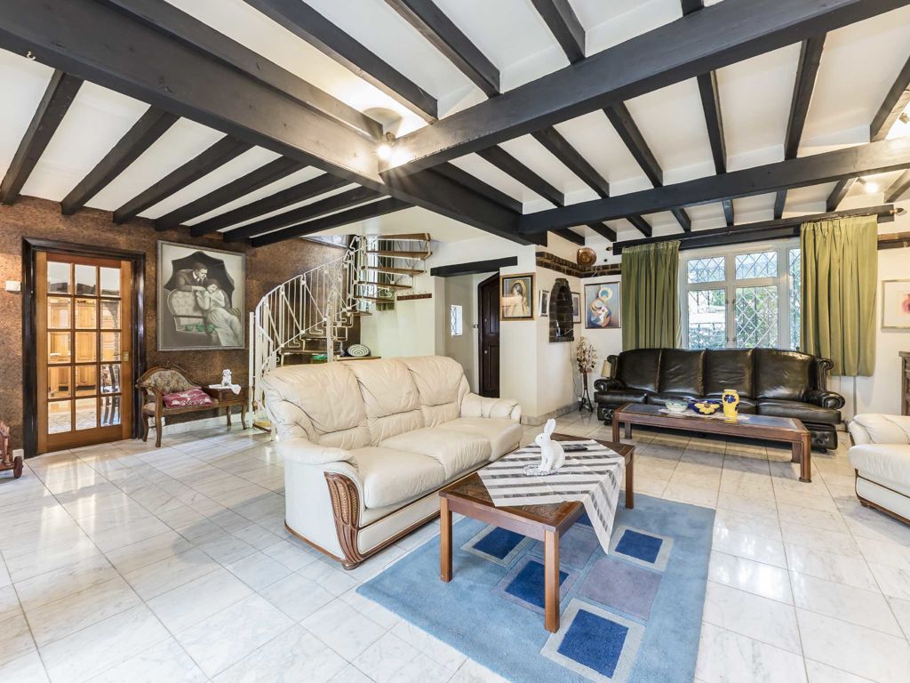 4 bed property to rent in Glenburnie Road, London SW17, £4,000 pcm Zoopla