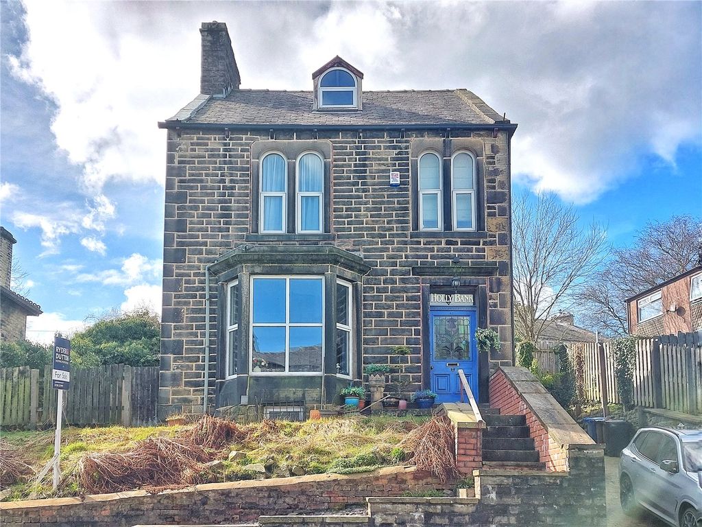4 bed detached house for sale in Turnpike, Newchurch, Rawtenstall BB4