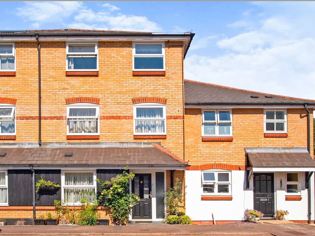 Mulready Walk, Hemel Hempstead HP3  