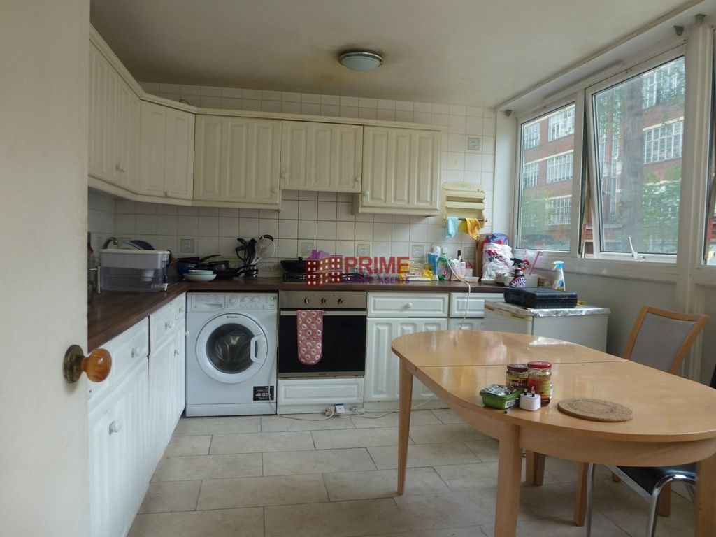 3 bed flat to rent in Holcroft Court, Clipstone Street W1W, London