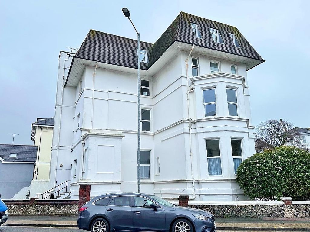 2 bed flat for sale in Trinity Trees, Eastbourne BN21 Zoopla