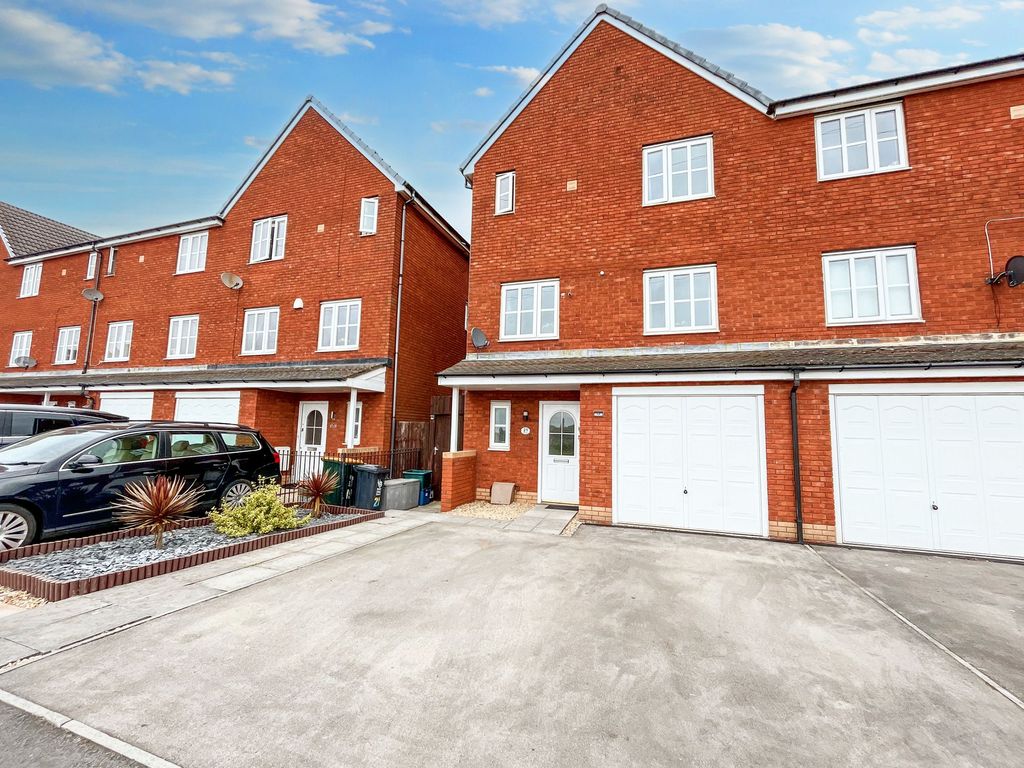 4 bed end terrace house for sale in Amelia Way, Newport NP19 Zoopla