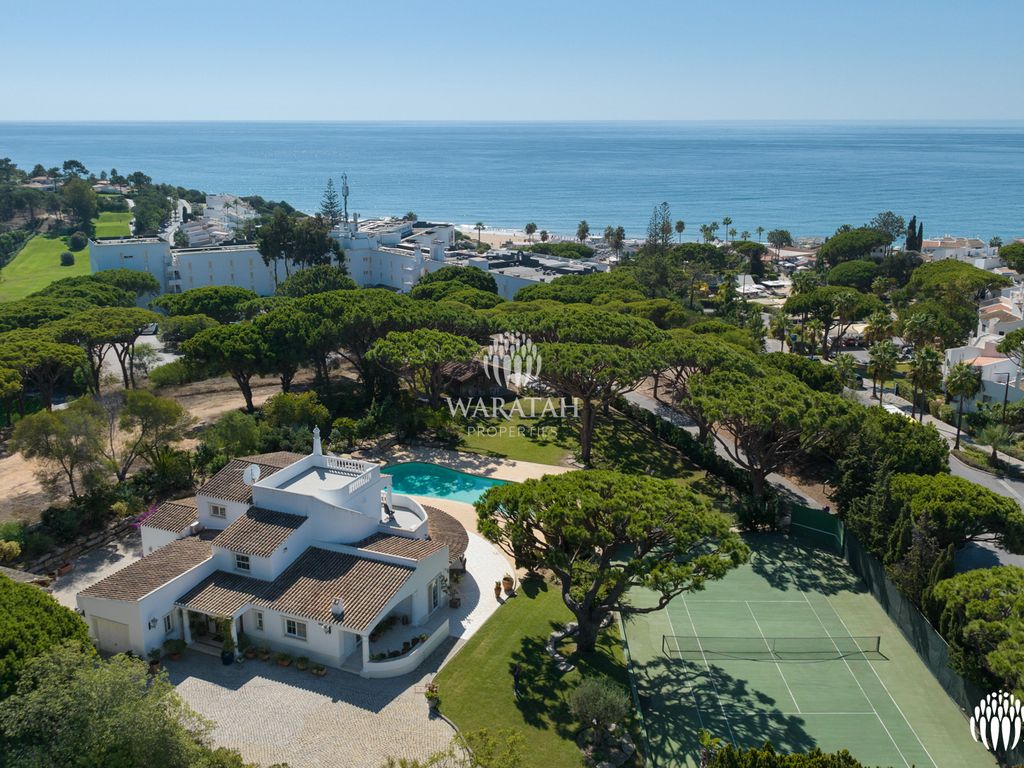 3 bed villa for sale in Vale Do Lobo, Vale De Lobo, Loulé, Central