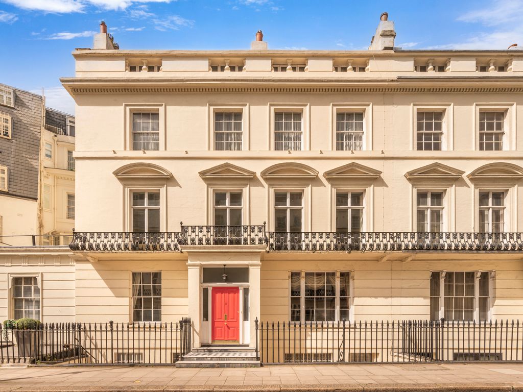 5 bed end terrace house for sale in Strathearn Place, Hyde Park W2, £