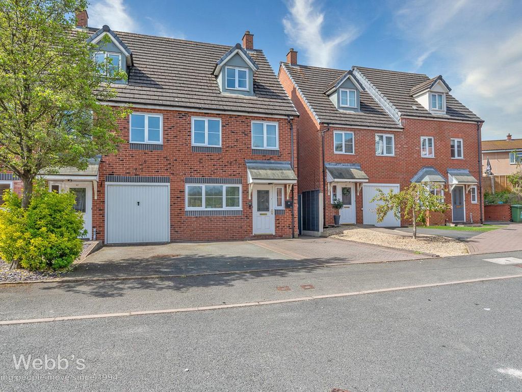 4 bed end terrace house for sale in The Lindens, Brereton, Rugeley WS15