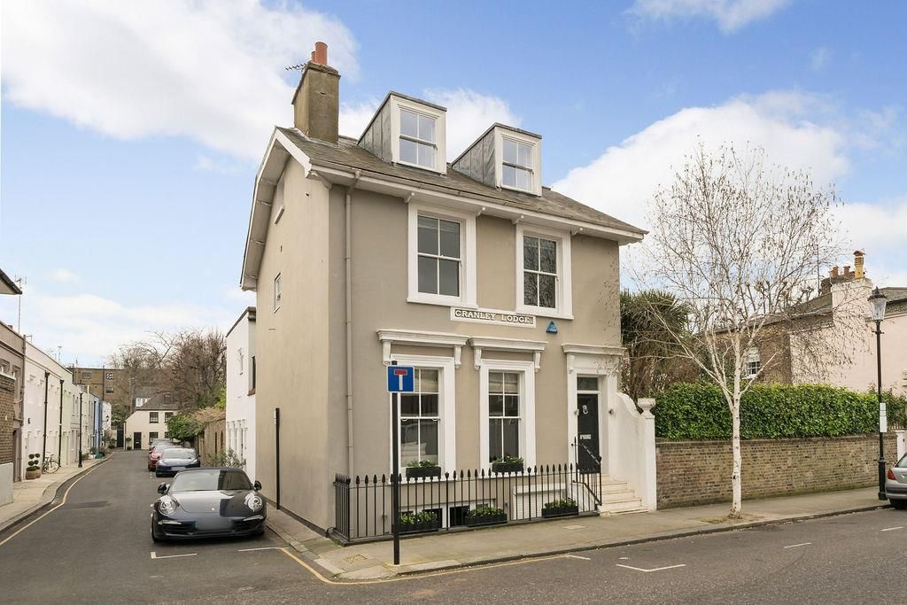 3 bed town house for sale in Queensdale Road, London W11 Zoopla