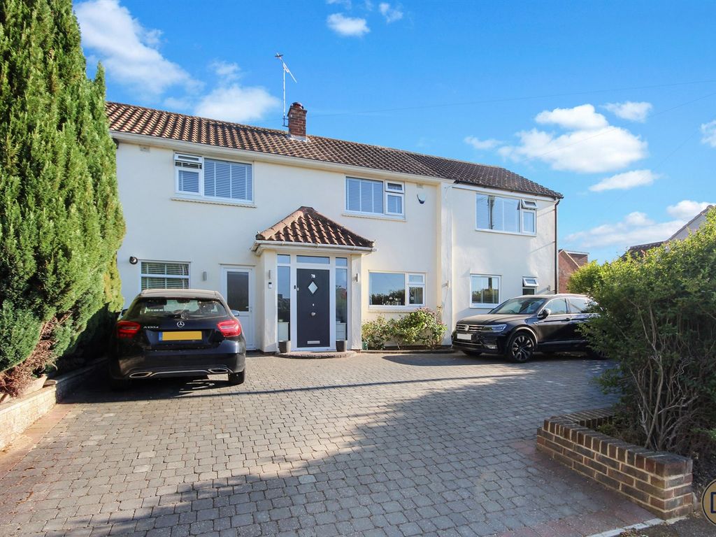 4 bed end terrace house for sale in Queens Road, North Weald, Essex