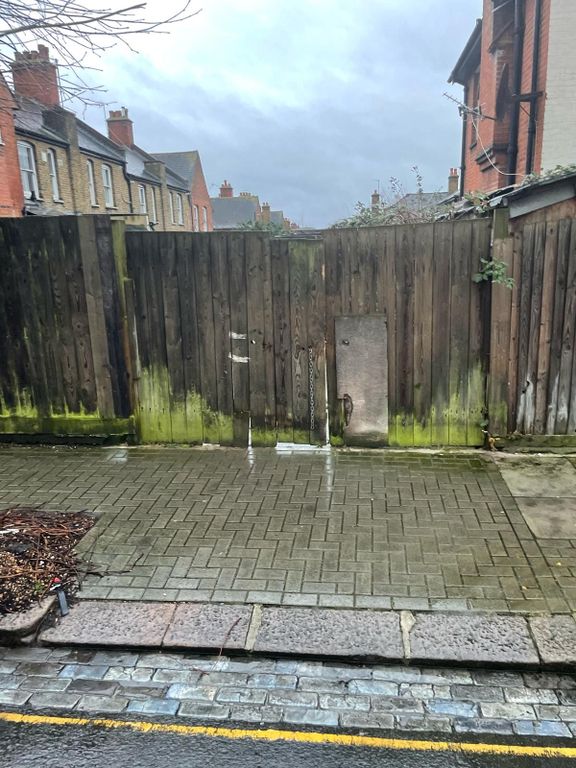 Property to rent in Franciscan Road, London SW17, £835 pcm Zoopla