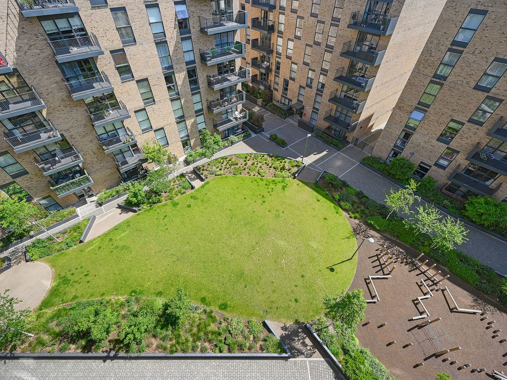 2 bed flat for sale in Lyon Road, Harrow HA1 Zoopla