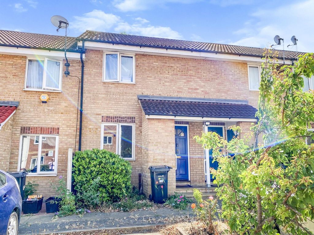 2 bed terraced house for sale in Fenman Gardens, Goodmayes IG3 Zoopla