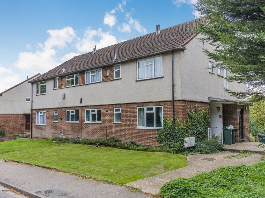 2 bed flat for sale in Colne Mead, Mill End, Rickmansworth WD3 Zoopla