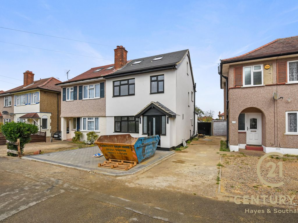 4 bed semidetached house for sale in Hurstfield Crescent, Hayes UB4