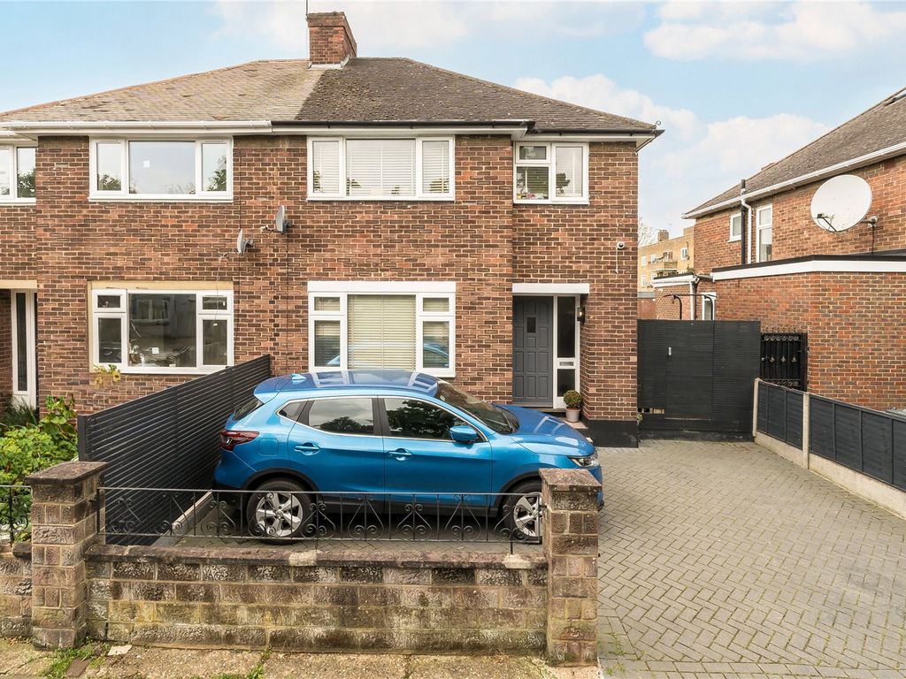 3 bed detached house for sale in First Avenue, London W3, £885,000 Zoopla