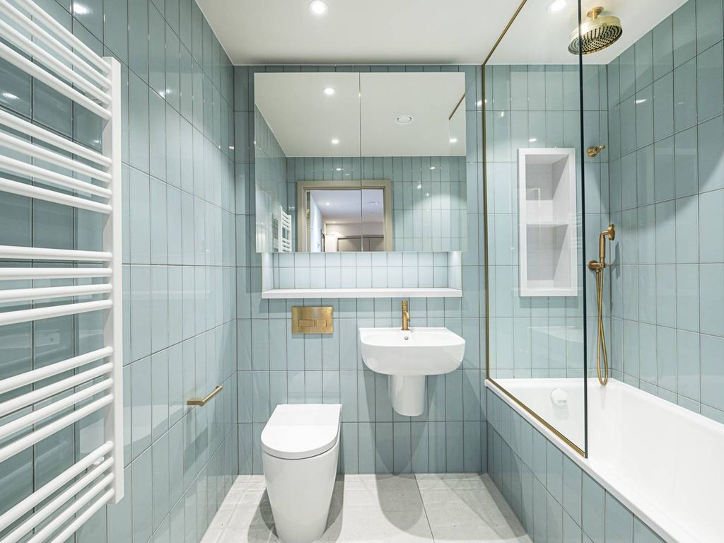 1 bed flat to rent in Sessile Apartments, Tottenham, London N17, £2,330 pcm Zoopla