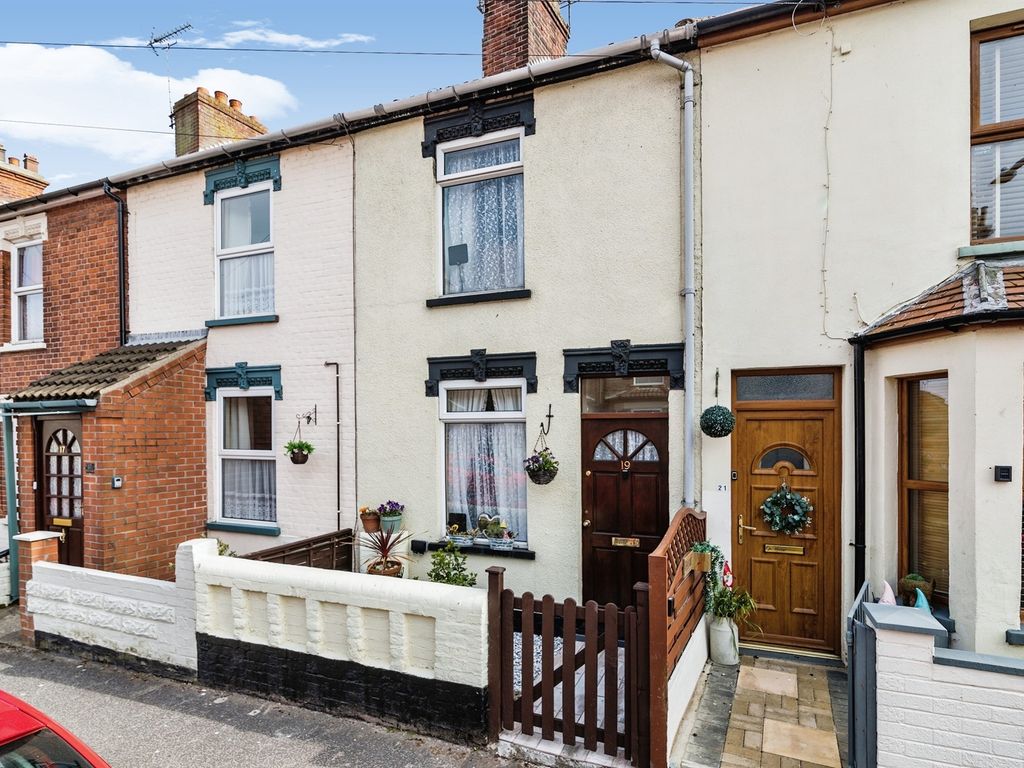 3 bed terraced house for sale in Kent Road, Lowestoft NR32 Zoopla