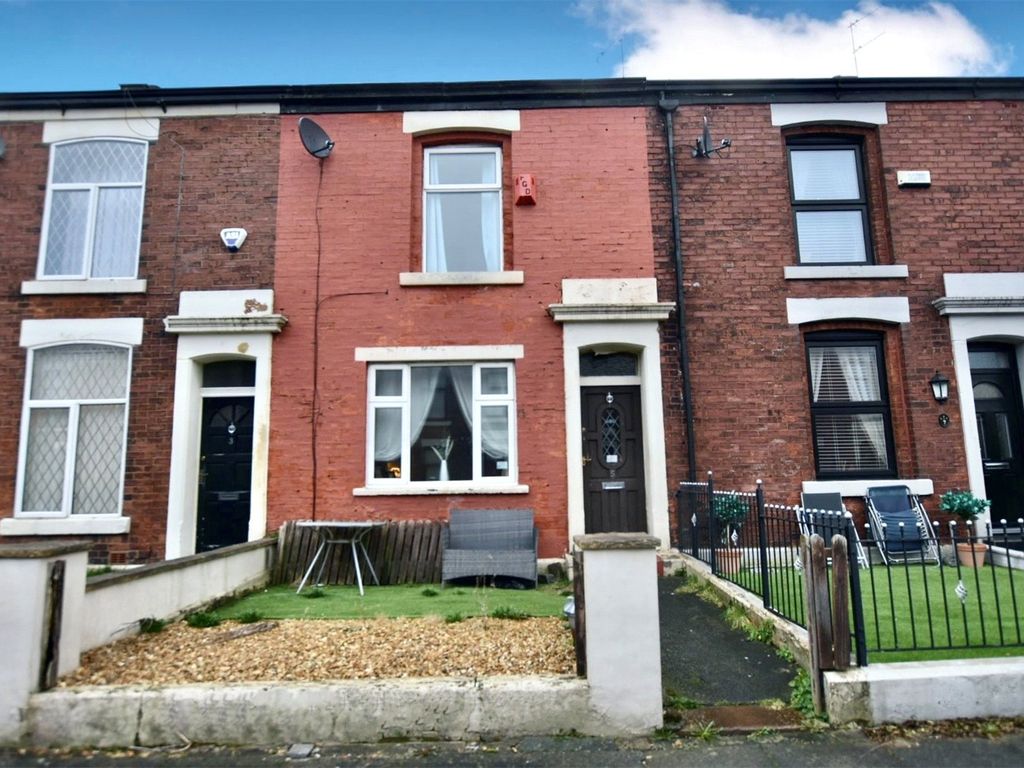 3 bed terraced house for sale in Broomfield Place, Witton, Blackburn