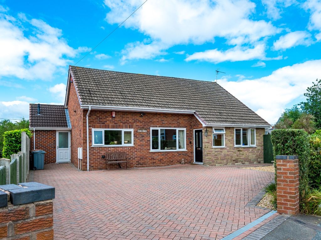 2 bed detached bungalow for sale in Oak Bank Close, Willaston, Nantwich, Cheshire CW5 Zoopla