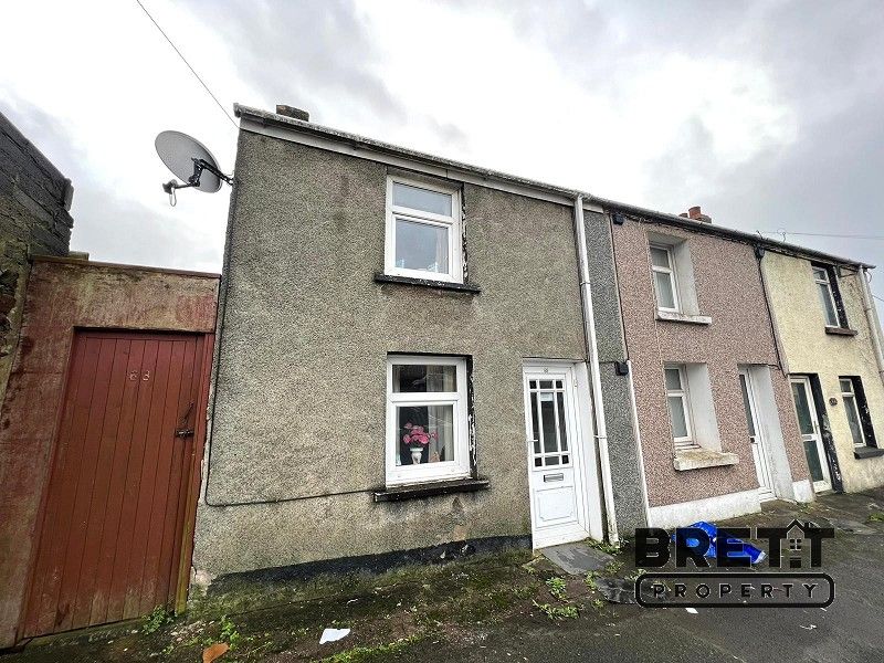 2 bed end terrace house for sale in Robert Street, Milford Haven