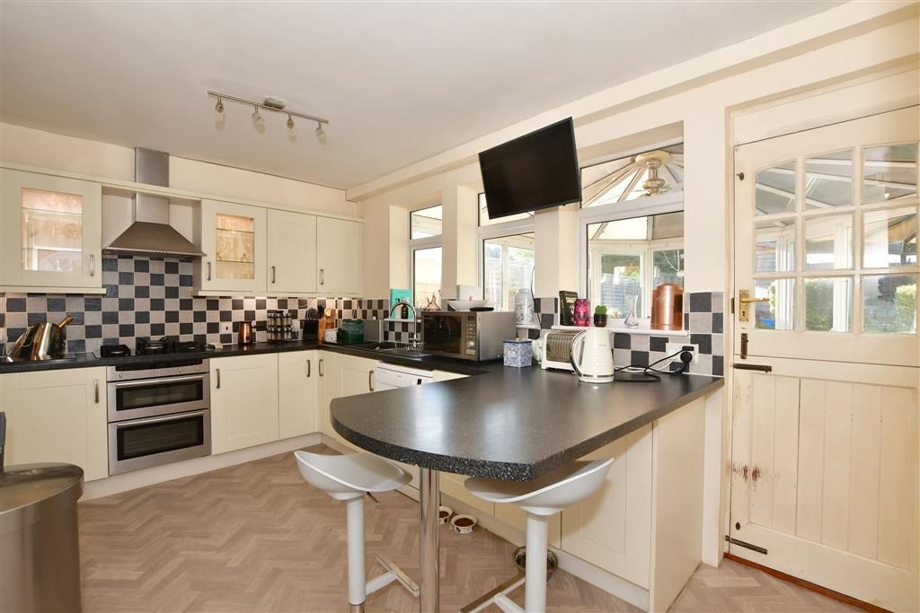 3 bed terraced house for sale in Chester Road, Loughton, Essex IG10, £