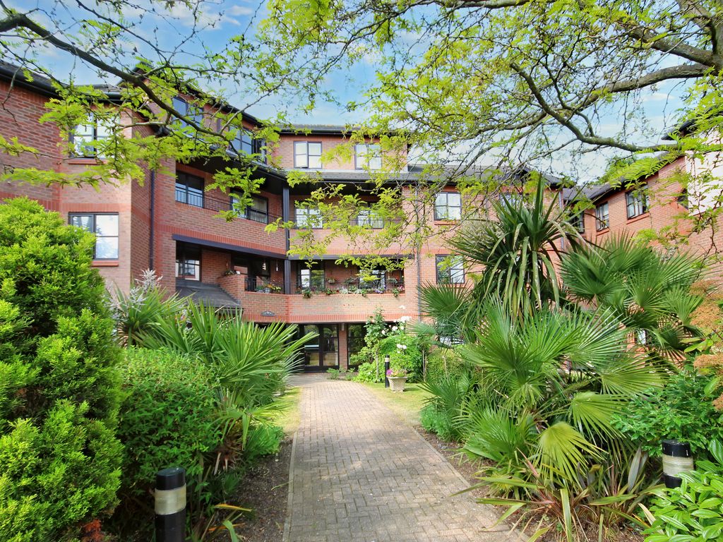 1 bed flat for sale in Brandreth Court, Sheepcote Road, Harrow