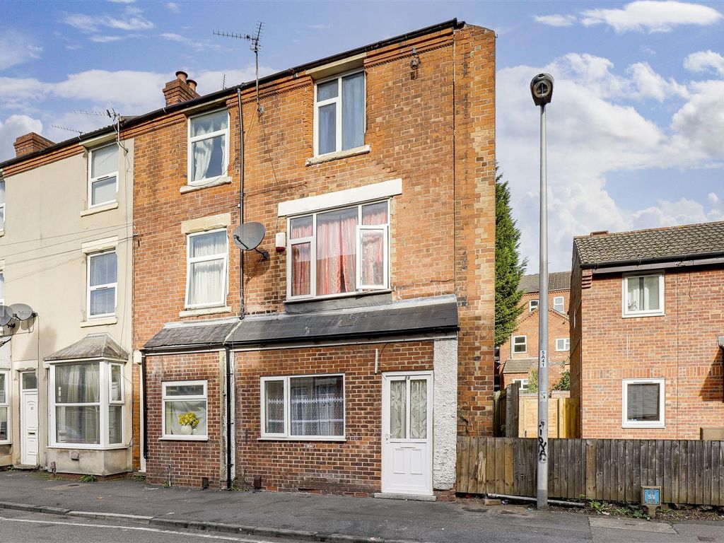 Alberta Terrace, New Basford, Nottinghamshire NG7