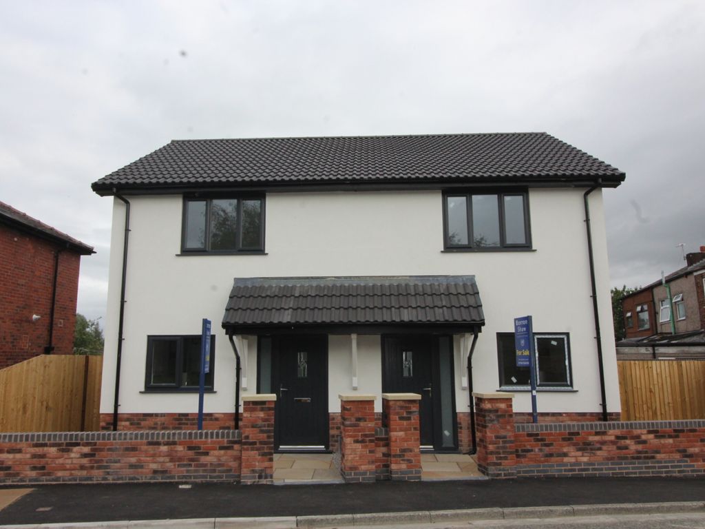 2 bed semidetached house for sale in Millers Lane, Platt Bridge WN2, £