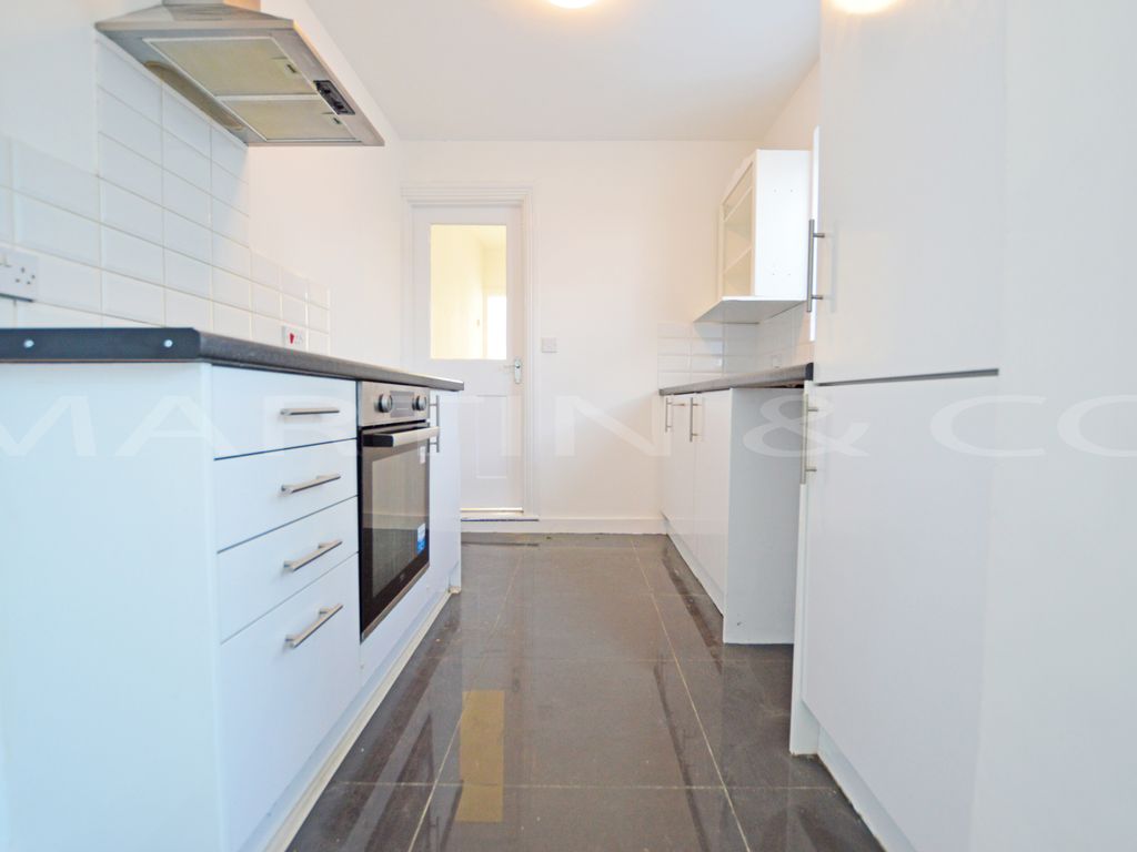 3 bed terraced house to rent in Glencoe Road, Chatham ME4 Zoopla