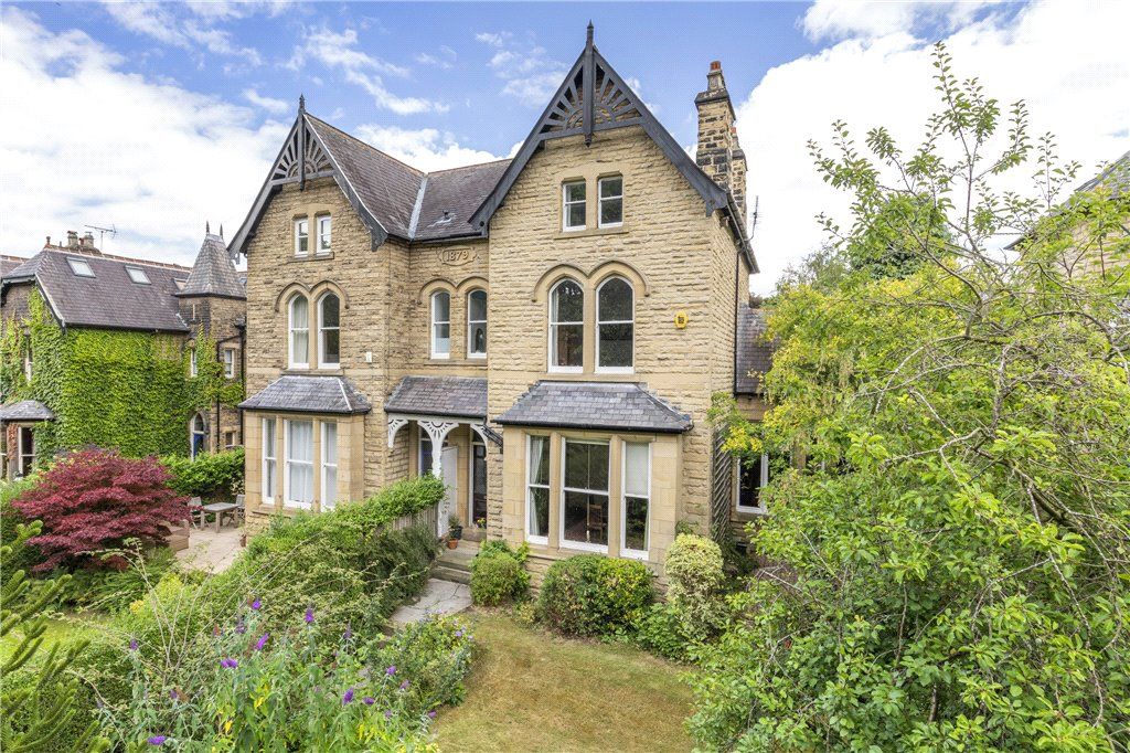 Ladywood Road, Leeds, West Yorkshire LS8  