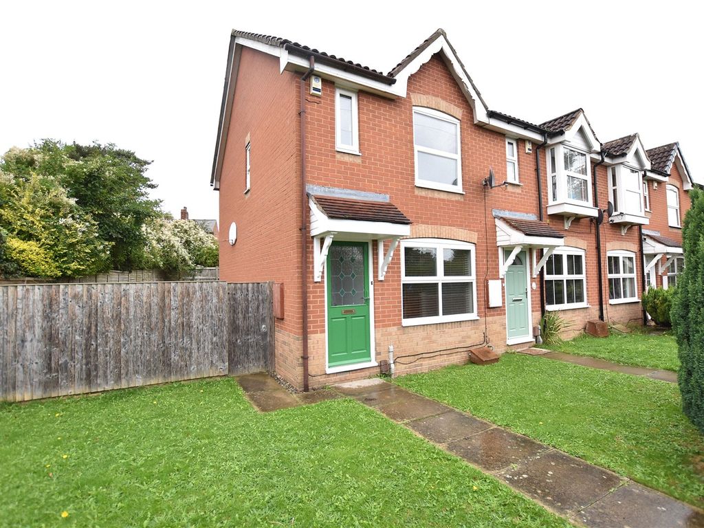 2 bed end terrace house for sale in Temple Row, Leeds, West Yorkshire
