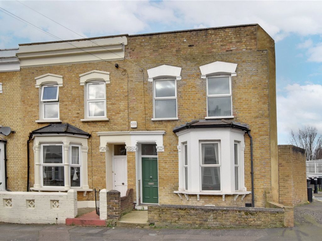 3 bed end terrace house for sale in Elverson Road, Deptford, London SE8