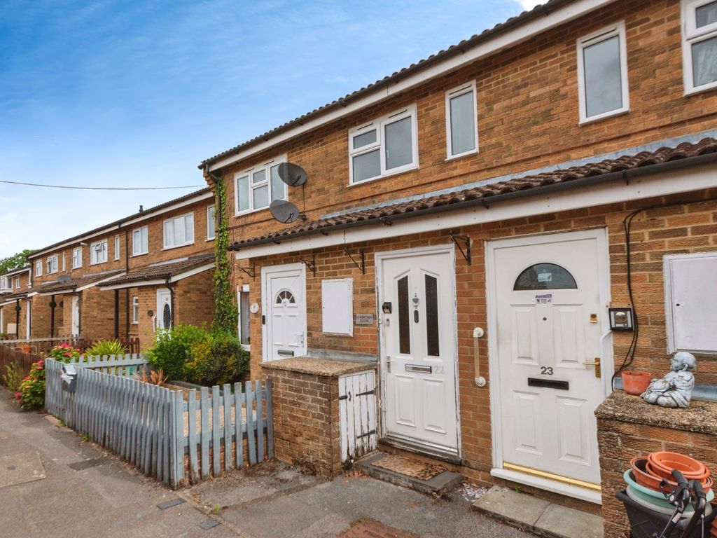 2 bed terraced house for sale in Portway Close, Southampton, Hampshire