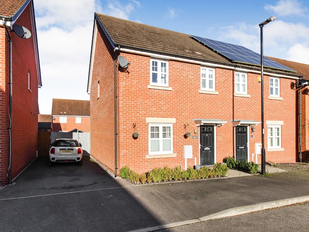 3 bed semidetached house for sale in Baychester Road, Coventry CV4, £