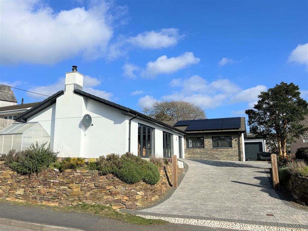 3 bed detached bungalow for sale in Trelowth Road, Polgooth, St