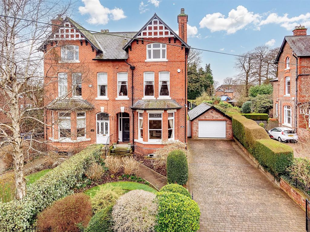 5 bed semidetached house for sale in Moss Lane, Timperley, Altrincham