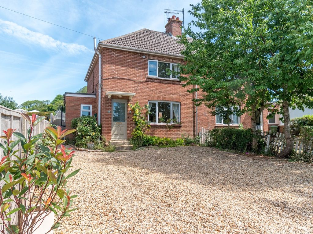 3 bed semidetached house for sale in The Green, South Creake NR21 Zoopla