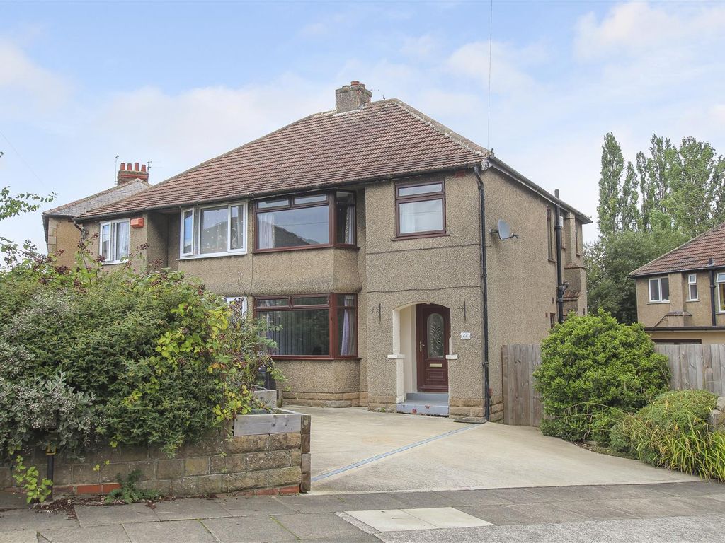 3 bed semidetached house for sale in Clarendon Road, Darlington DL1, £