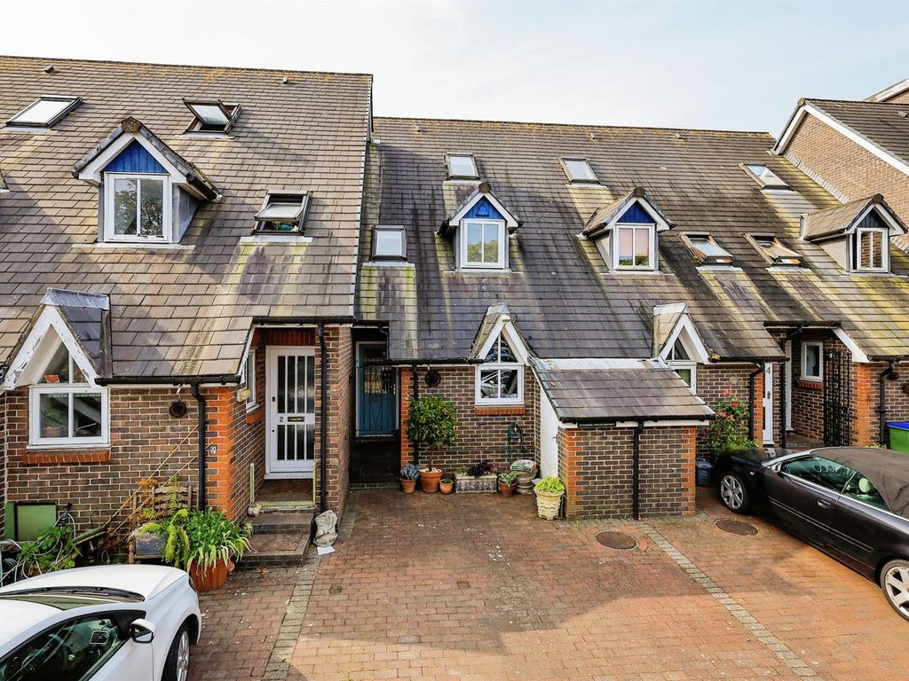 4 bed terraced house for sale in Harveys Way, Lewes BN7 Zoopla