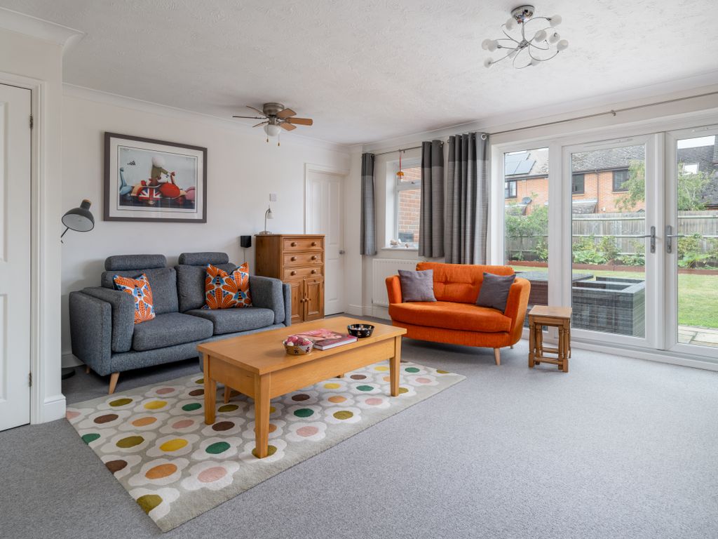 4 bed detached house for sale in Clover Way, Smallfield, Horley, Surrey