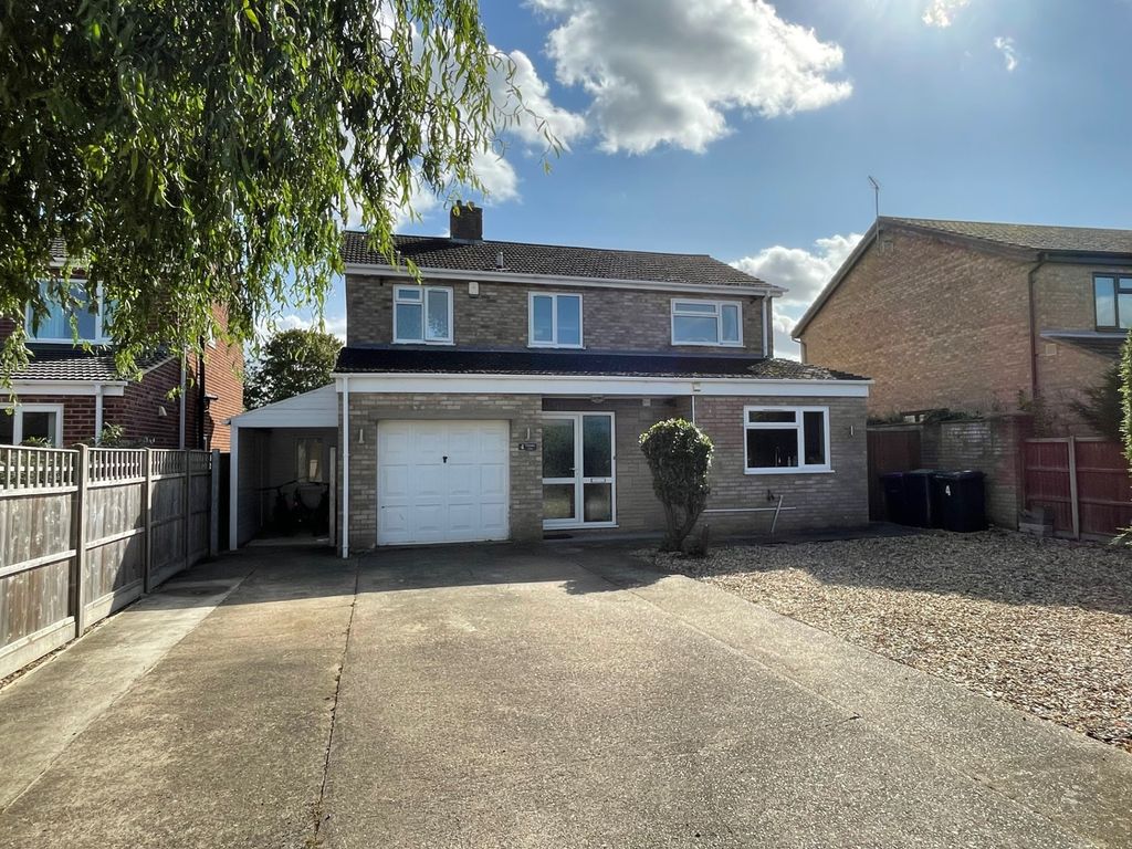 4 bed detached house for sale in Christopher Close, Heckington NG34, £