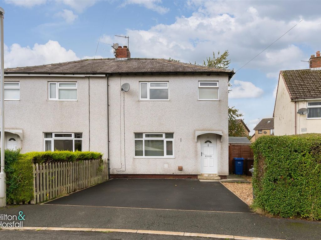 3 bed semidetached house for sale in Holme Crescent, Trawden, Colne