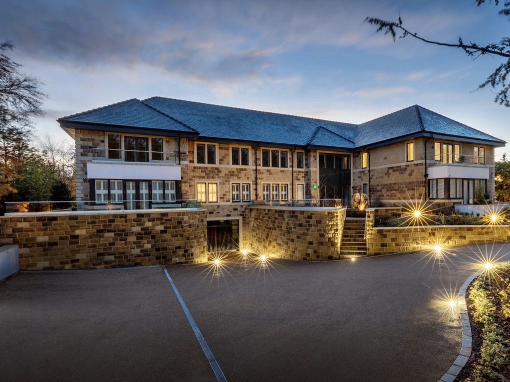 3 bed flat for sale in Wigton Lane, Leeds LS17, £1,350,000 Zoopla