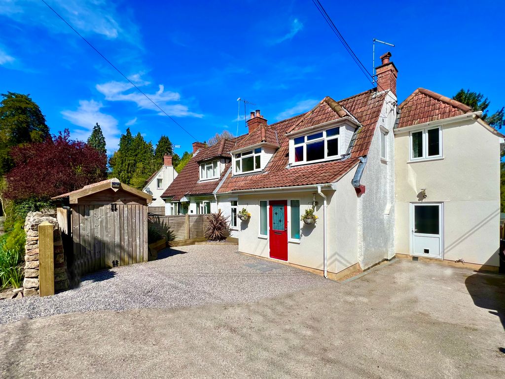 4 bed semidetached house for sale in Burrington Coombe, Burrington