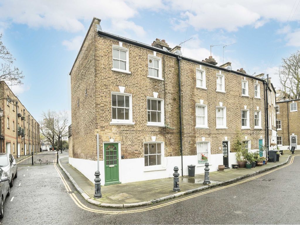 4 bed semidetached house for sale in Lorne Gardens, London W11, £