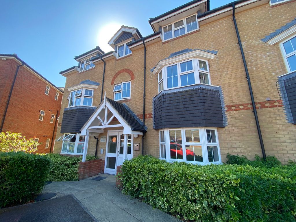 2 bed flat to rent in Bryony Drive, Kingsnorth, Ashford TN23 Zoopla