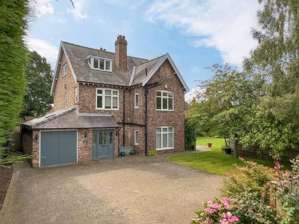 5 bed detached house for sale in Tadcaster Road, Copmanthorpe, York YO23, £850,000 Zoopla